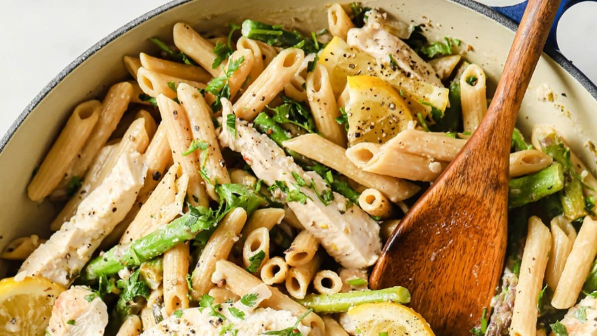 Lemon Garlic Chicken Pasta
