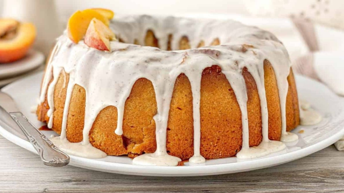 Peach Cobbler Pound Cake