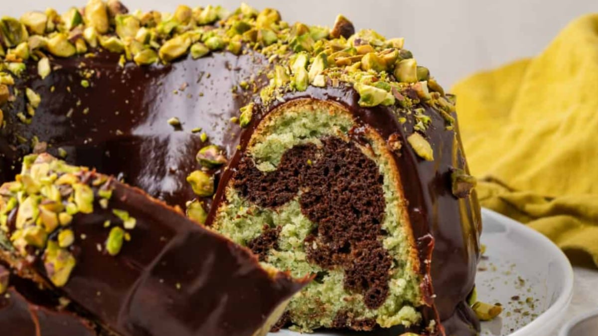 Pistachio Chocolate Bundt Cake