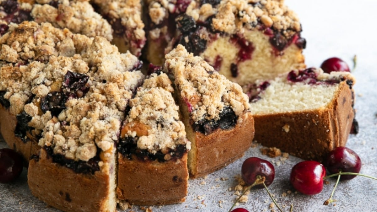 Cherry Coffee Cake