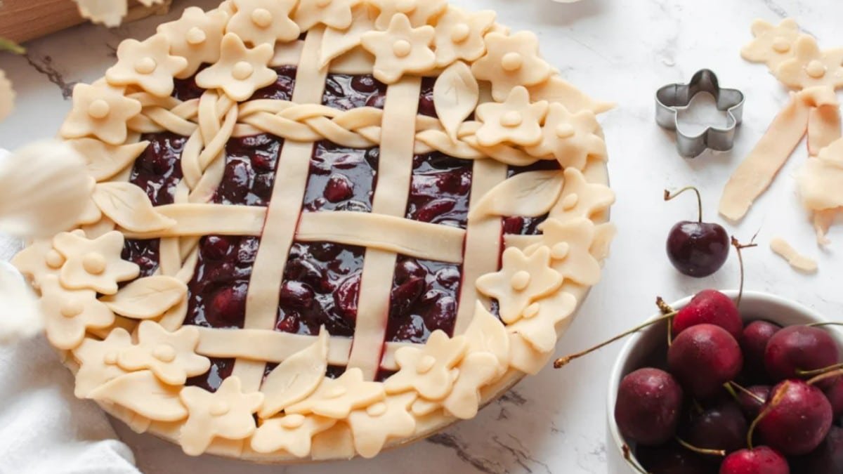 Fresh Cherry Pie