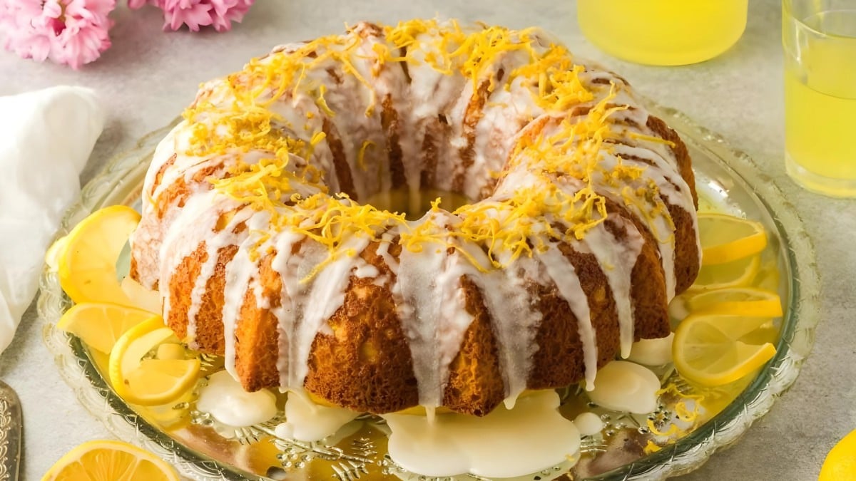 Limoncello Bundt Cake