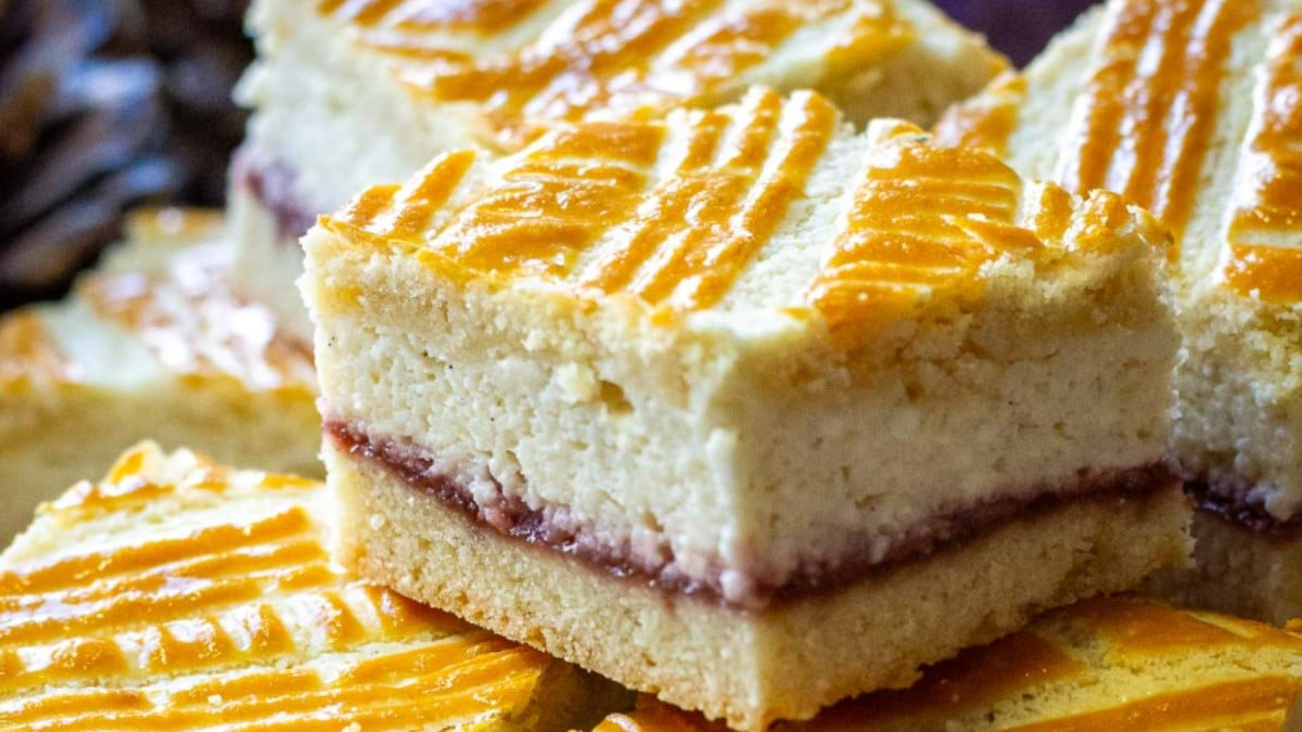 Lithuanian Farmer Cheese Cake
