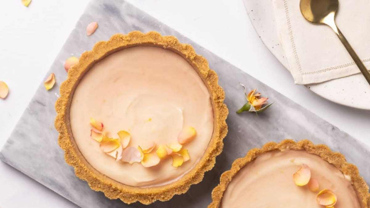 Mini Rose Cheesecake Tartlets